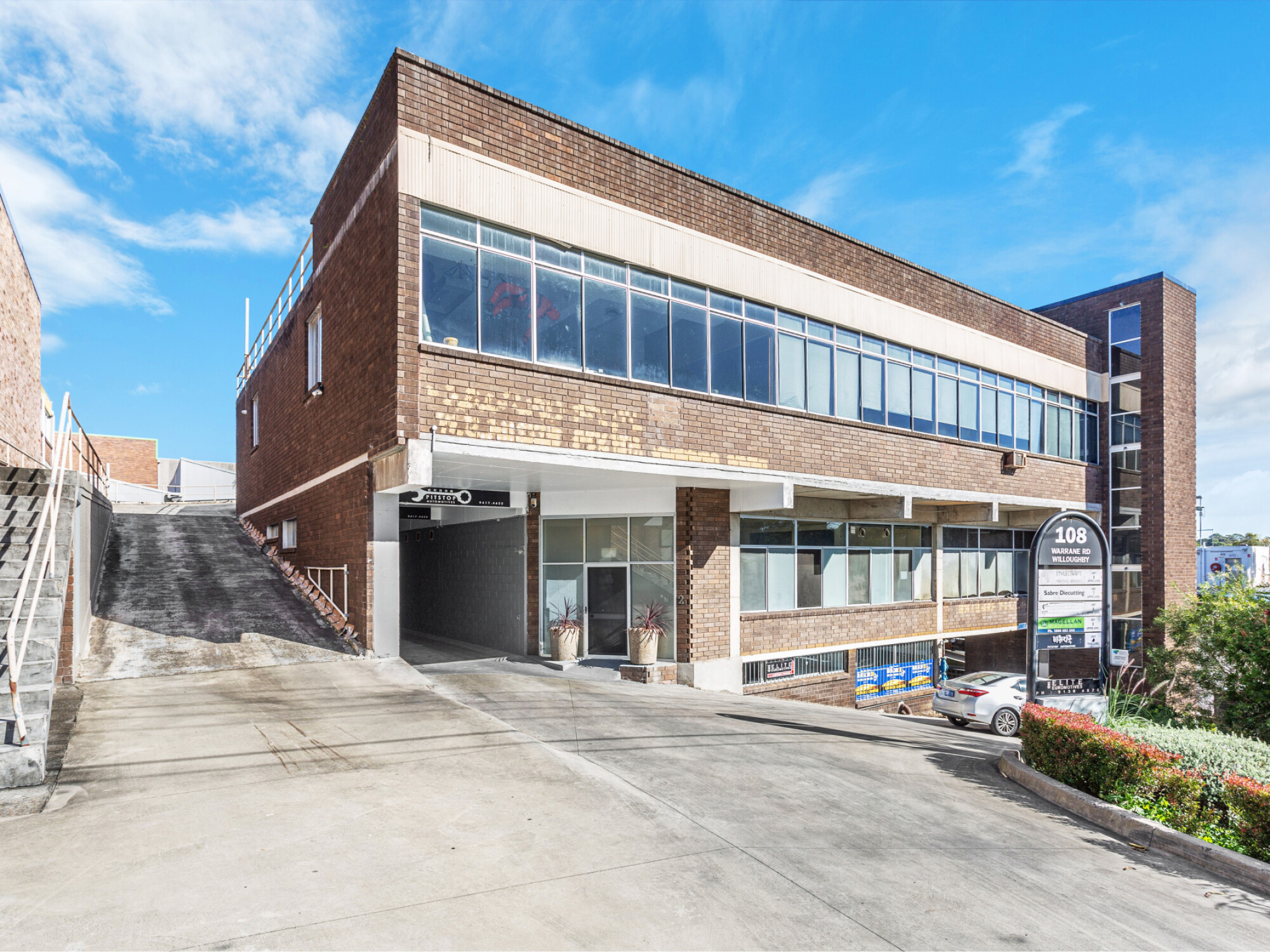 Unit 1/108 Warrane Road CHATSWOOD Industrial, Showroom / Bulky Goods